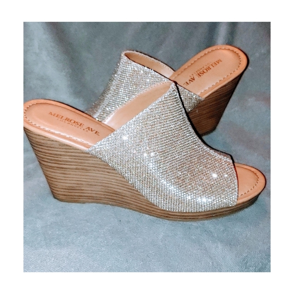 Melrose Avenue Wedge's